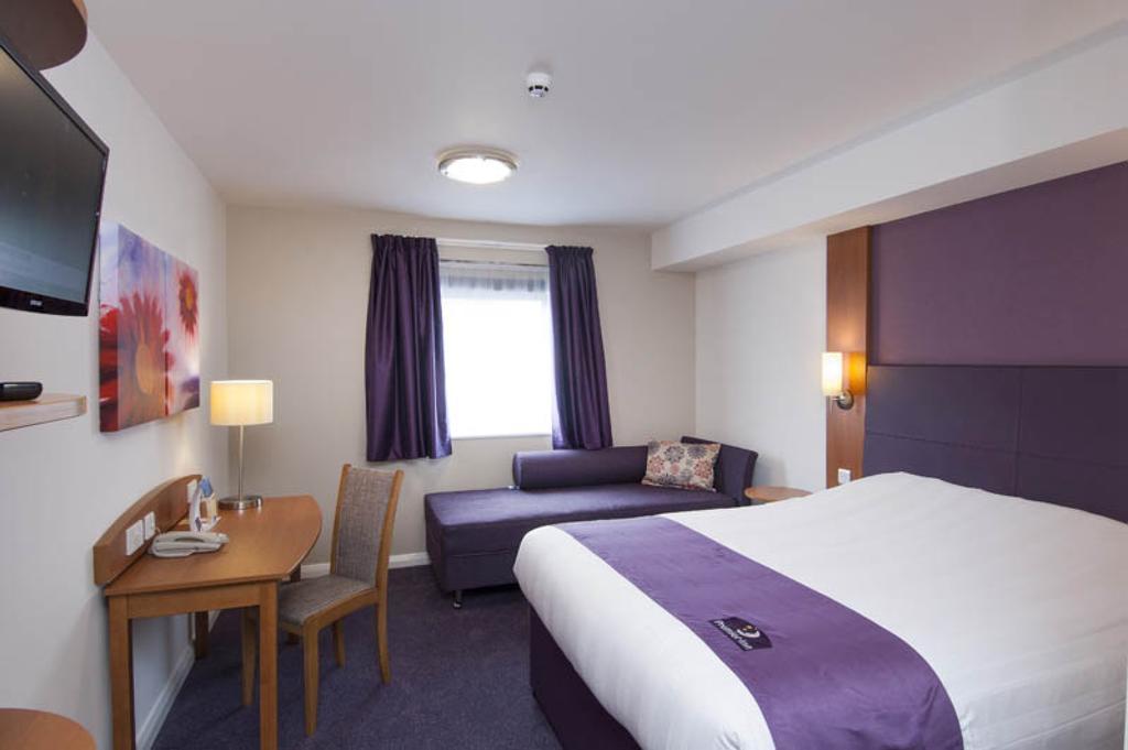 Premier Inn Edinburgh Central — Fotos 1